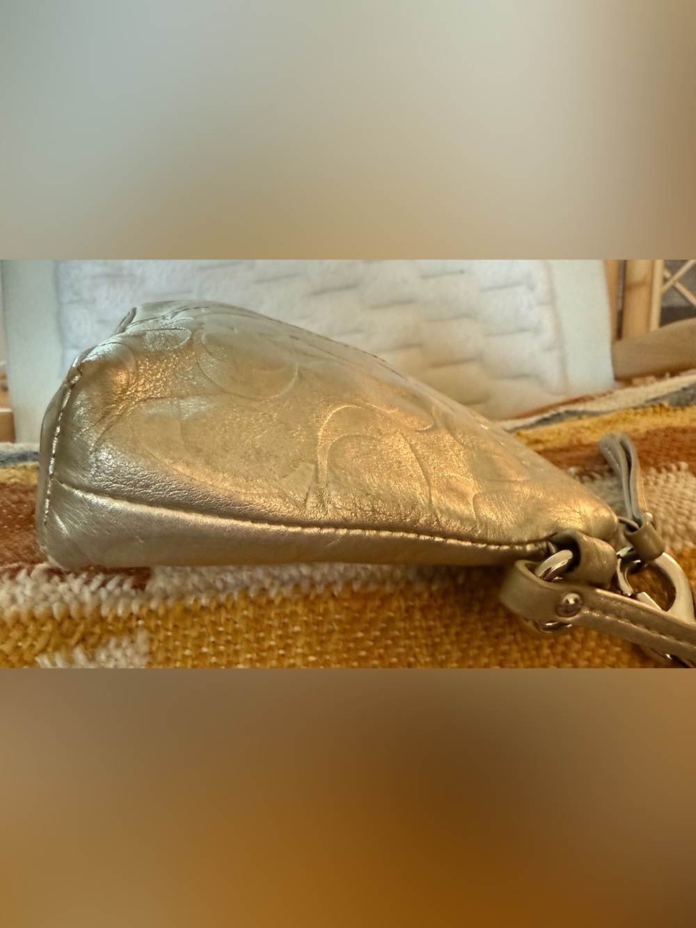 Coach Metallic Gold Embossed Signature Leather Wristlet Clutch Y2K - Picture 4 of 13
